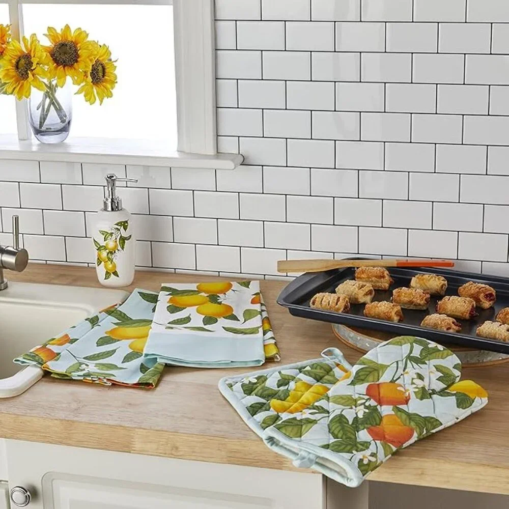 Vern Yip by SKL Home Citrus Grove 2-Piece Oven Mitt & Pot Holder Set
